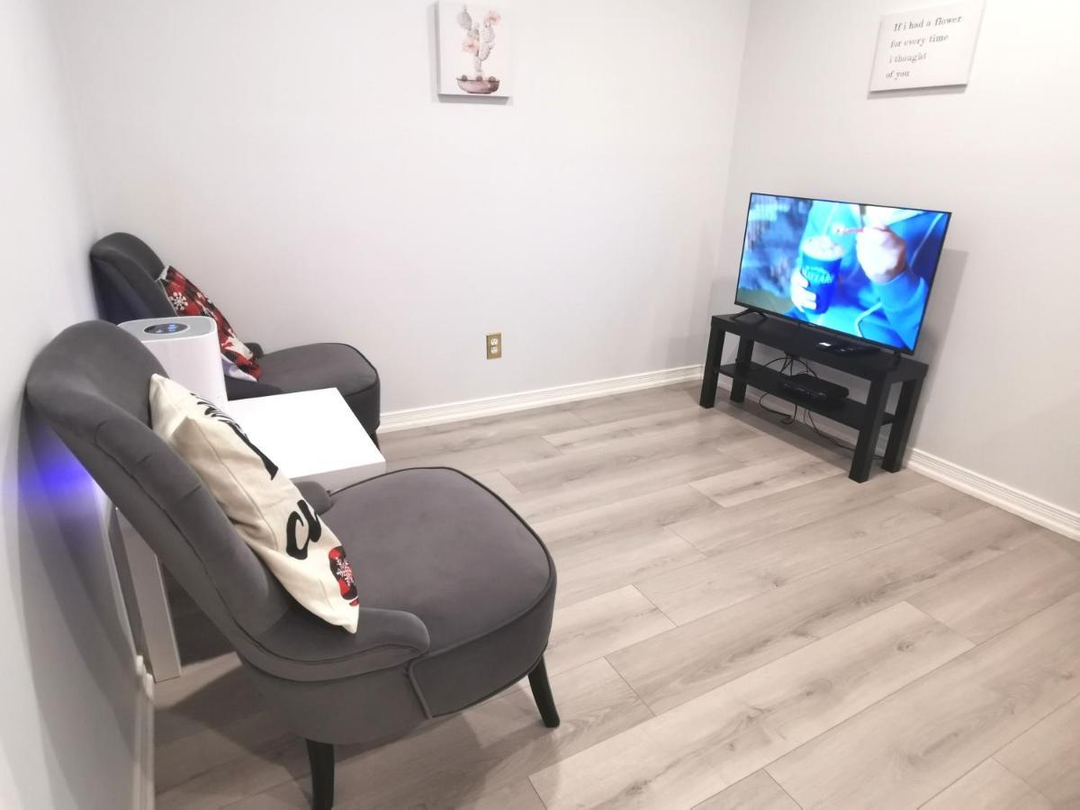 Perfect Location Comfort Private House Lower Level 2 Bedroom Unit Миссиссага Экстерьер фото